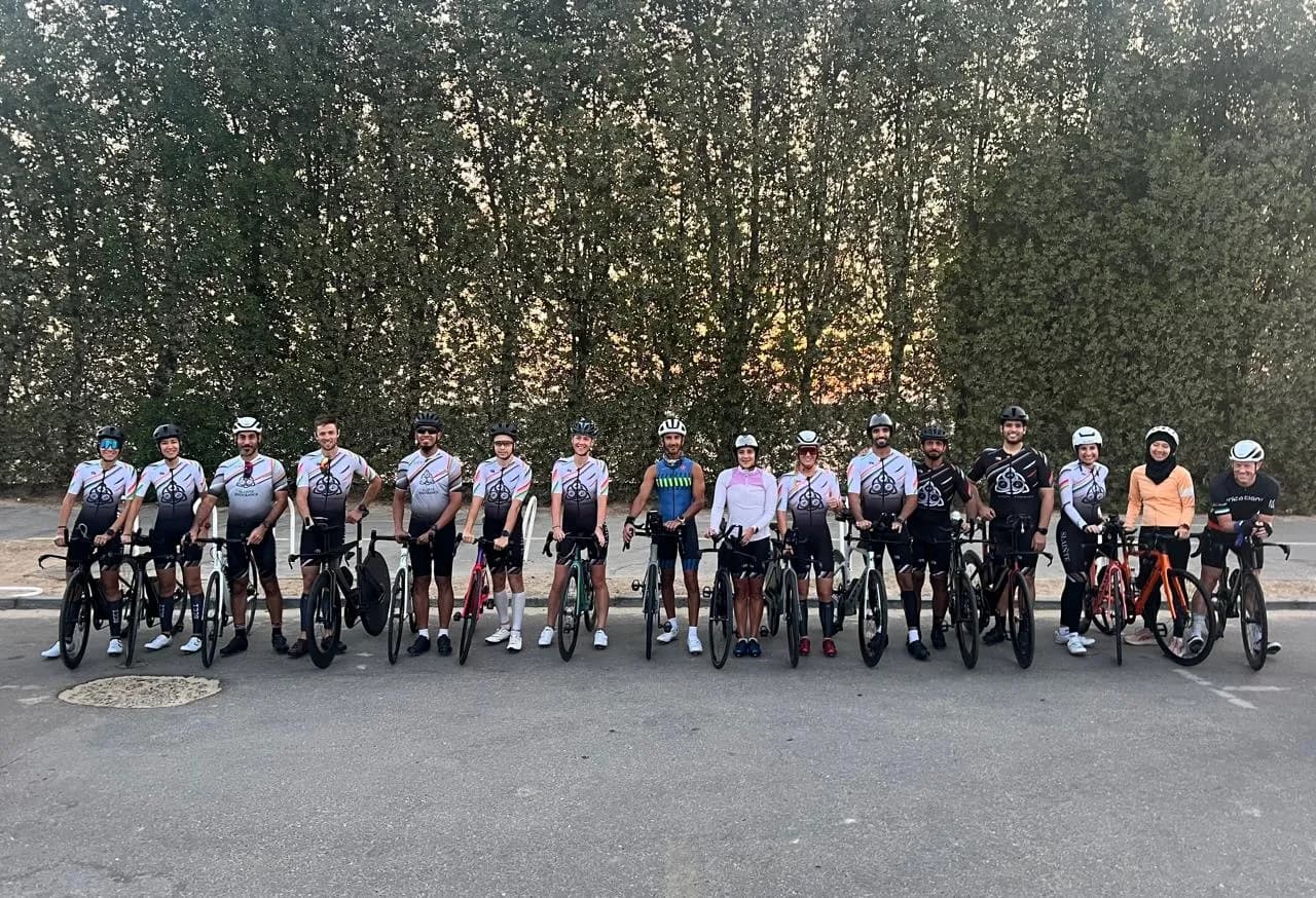 Pack riding during a Sláinte cycling session
